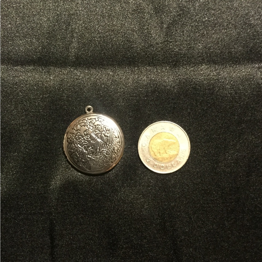 Silver Round Pendant